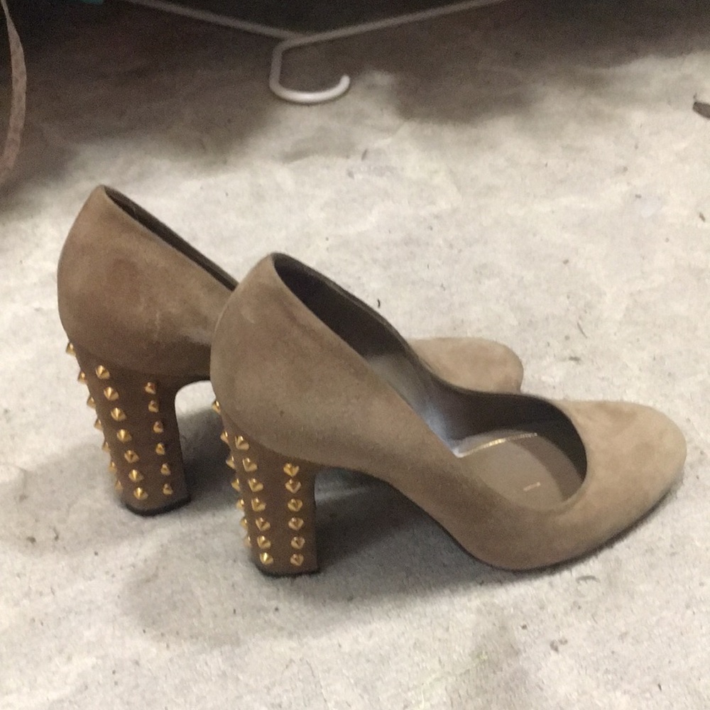 Gucci suede studded pumps
